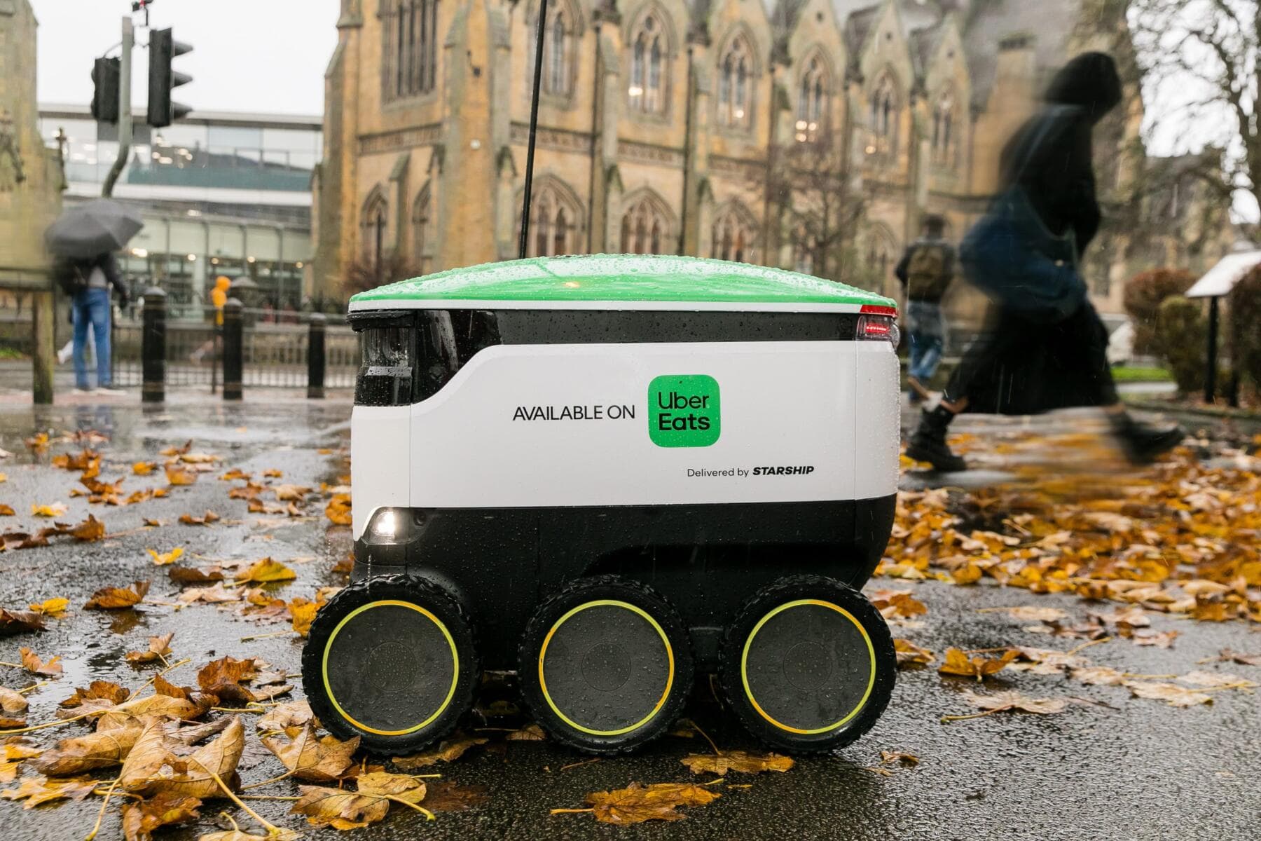 Starship Technologies and Uber Eats launch autonomous delivery partnership