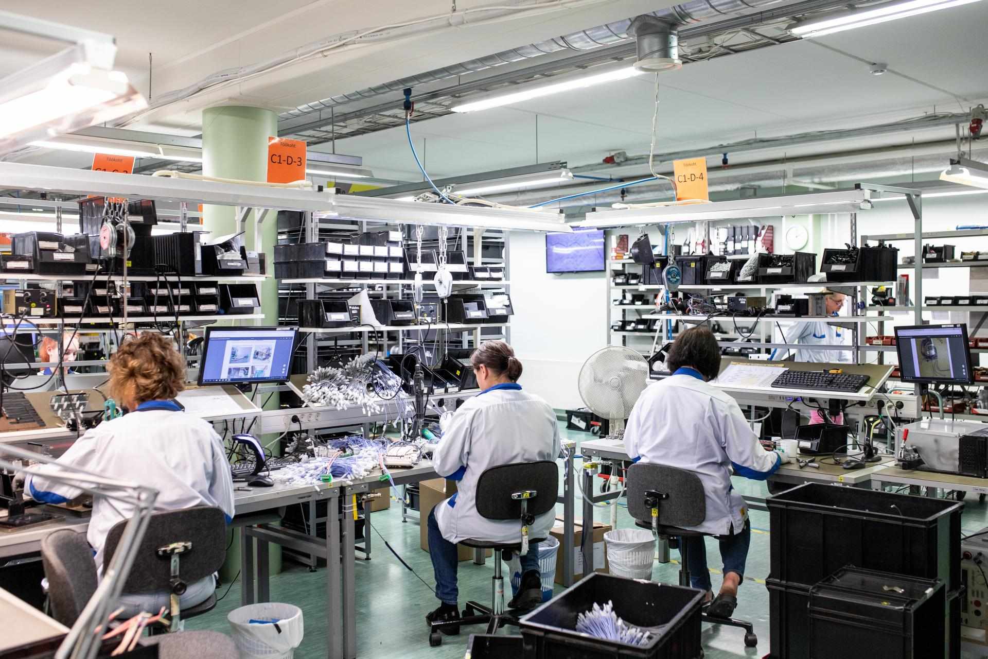 Electronics Industry (1)