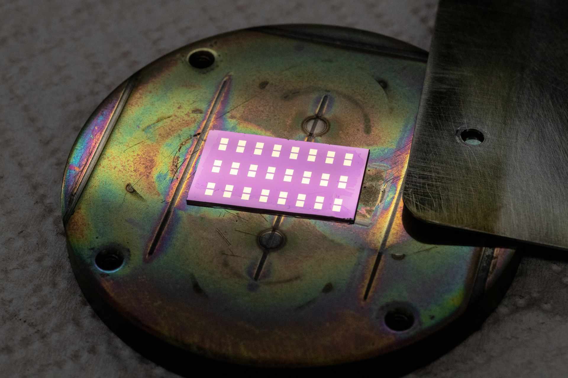 252893 Graphene Sensor Web Version 1920px